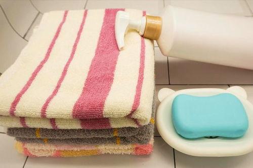 這8種妳以(yi)為幹(gan)凈的日常(chang)用品(pin)，其實真(zhen)的很臟(zang)！看(kan)完(wan)趕(gan)緊叮囑家(jia)人(ren)朋友——珠寶首飾篇